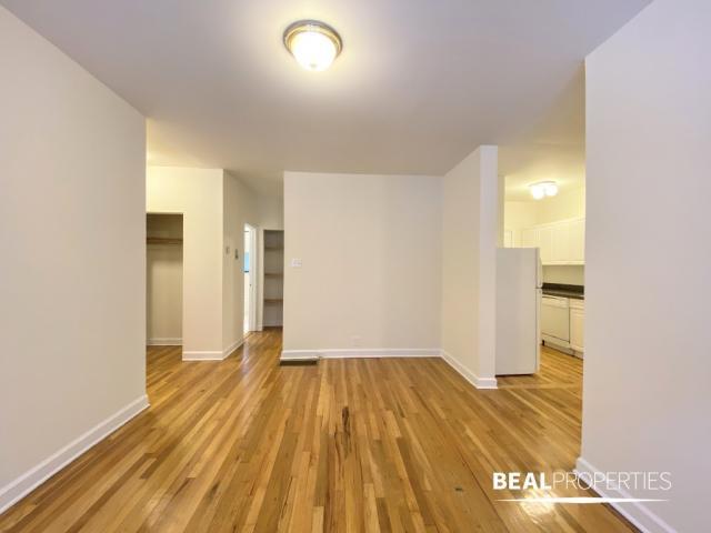 Building Photo - 1 bedroom in CHICAGO IL 60657