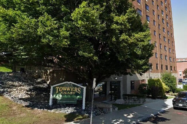 Foto del edificio - 75 East Ave