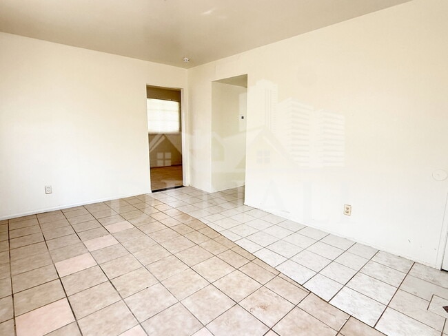 Photo - 7007 South 8th Street House