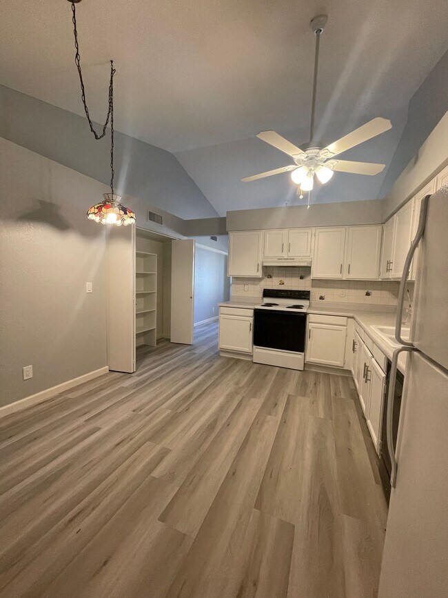Foto del edificio - 5136 E Evergreen St
