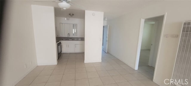 Building Photo - 2178 W Alameda Ave