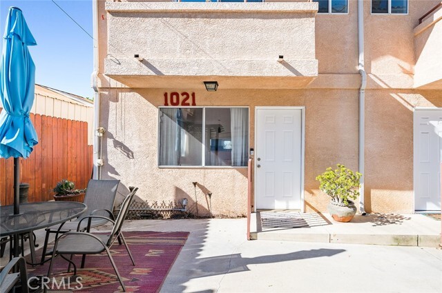 Building Photo - 1021 Coronado Terrace