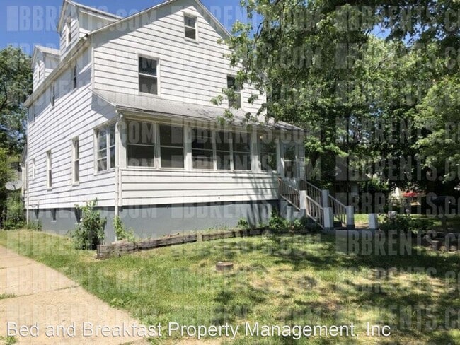 Building Photo - 4 br, 1.5 bath House - 2237 Nomad Ave