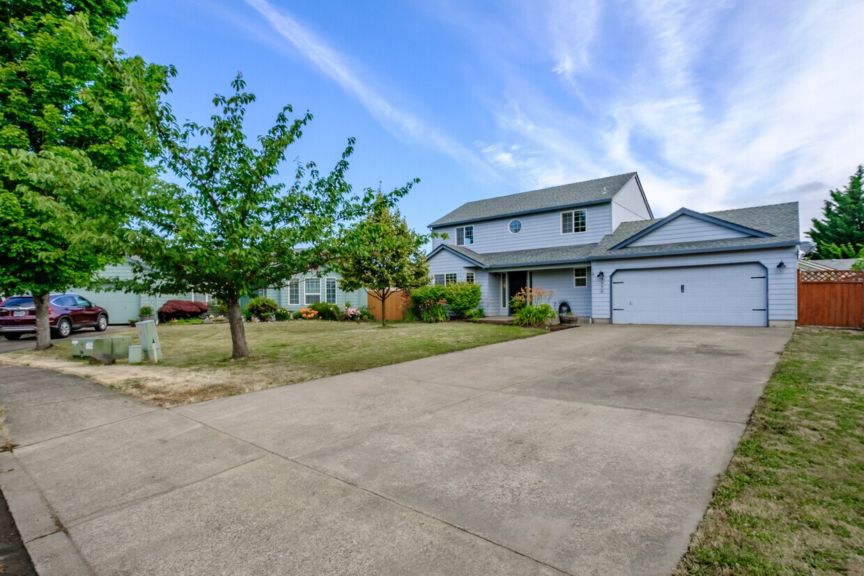 3075 Quail Ct SE, Albany, OR 97322 House Rental in Albany, OR