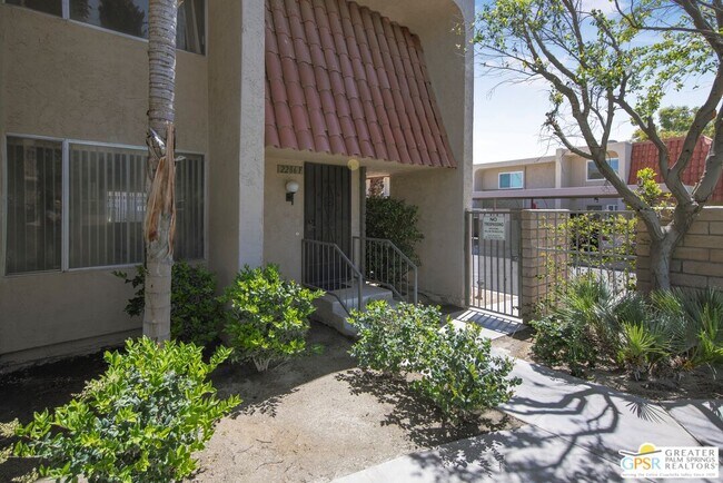 Building Photo - 2286 N Indian Canyon Dr