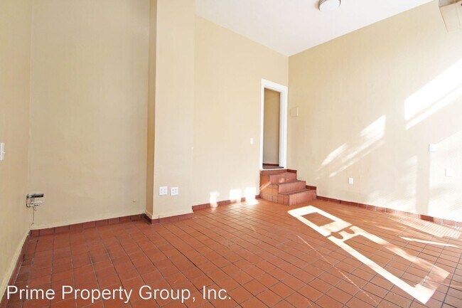 Building Photo - 1 br, 1 bath House - 2347 82nd. Ave.