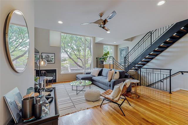 Foto del edificio - 4227 Rawlins St