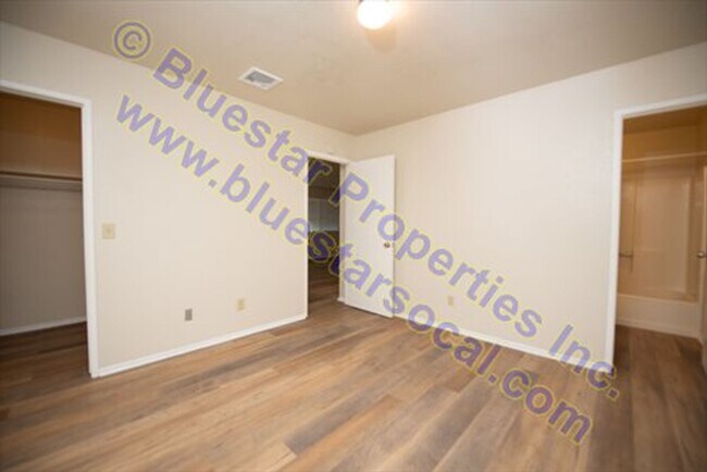 Foto del edificio - 20705 Thunderbird Rd