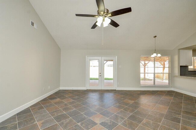 Foto del edificio - 7203 Sharpsburg Dr