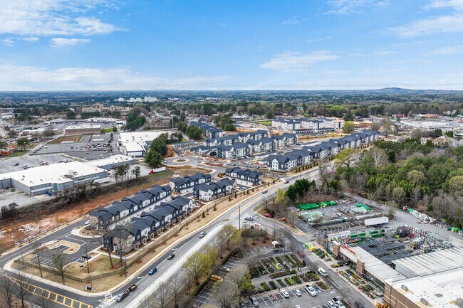 Building Photo - Elan Brookwood