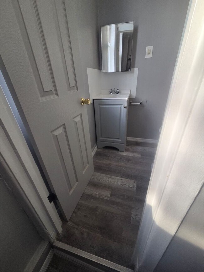 Photo - 23 Monroe St Apartment