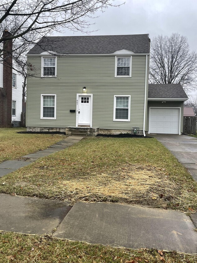 607 Woodbine Ave SE, Warren, OH 44483 House Rental in Warren, OH