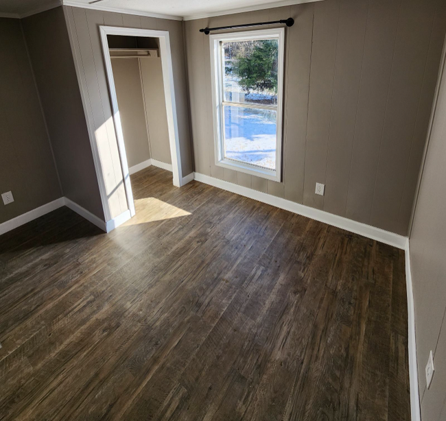 Building Photo - 74 Haney Park