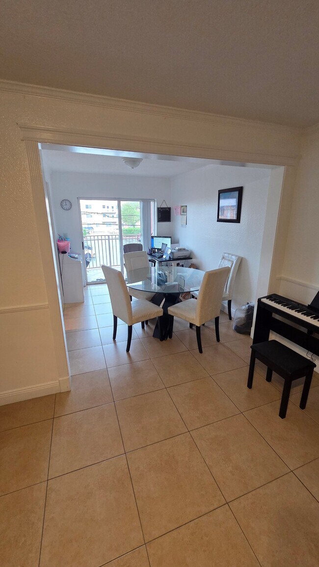 Foto del edificio - 21 E 3rd St