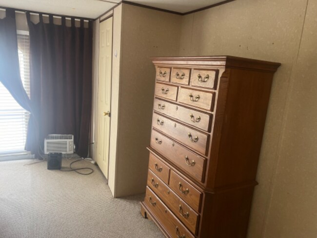 Foto del edificio - 146 Sandridge Ln