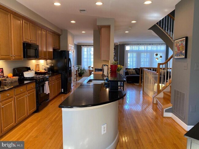 Foto del edificio - 150 Herndon Mill Cir