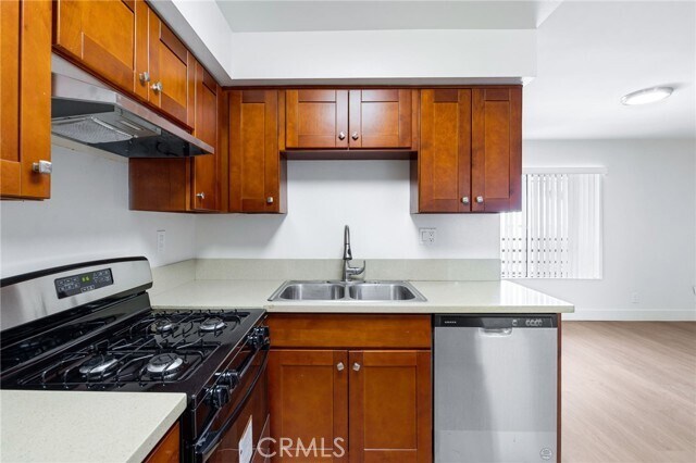 Building Photo - 1021 Linden Ave