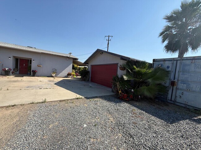 Foto del edificio - 8780 S Anchor Ave