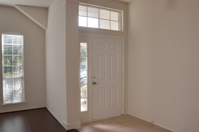 Foto del edificio - 19314 Chislestone Ln