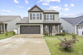 Building Photo - 679 Spartan Commodor Ln