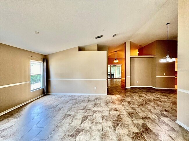 Foto del edificio - 18241 Collridge Dr