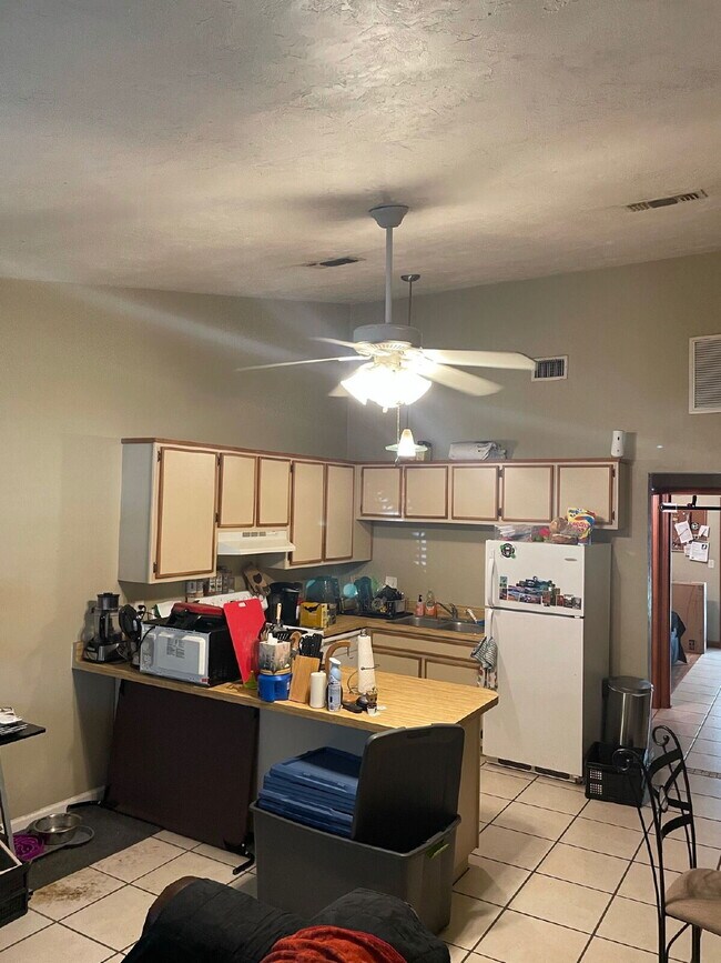 Foto del edificio - Perfect 1 Bedroom 1 Bathroom!