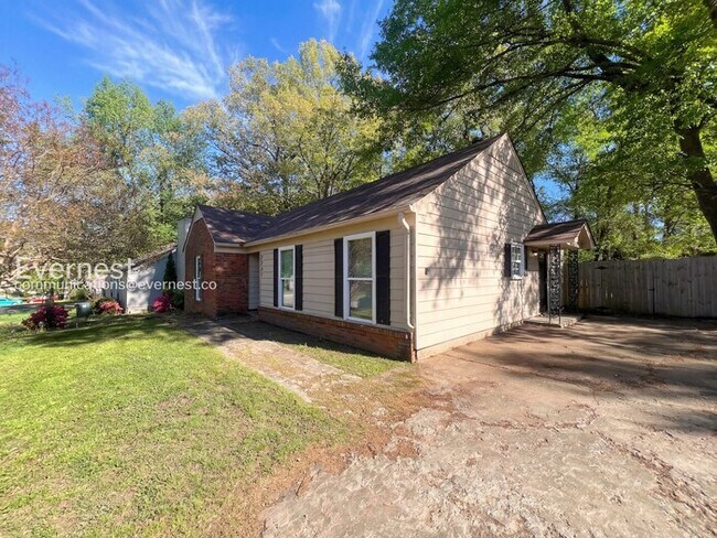 Building Photo - 4257 Renners Rd