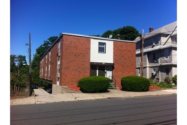 Primary Photo - 155 Wayne St