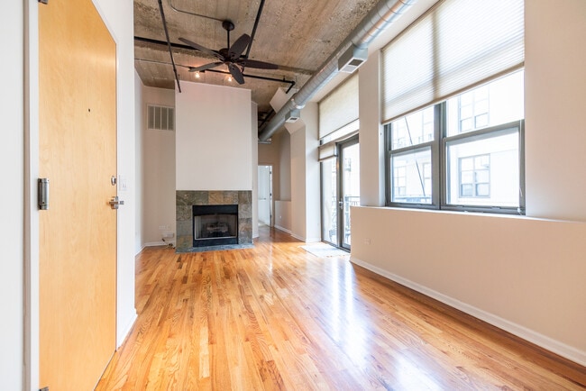 Foto del edificio - 758 N Larrabee St
