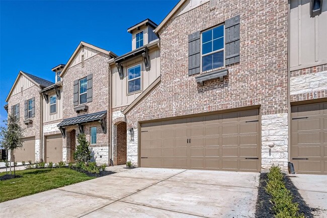 Building Photo - 6570 Scarlet Pond Ln
