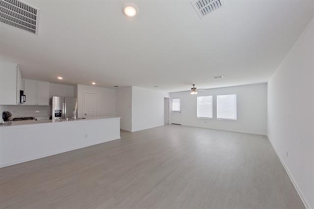 Foto del edificio - 1637 Baugh St