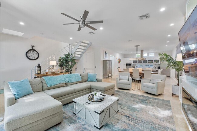 Foto del edificio - 3266 NE 15th St