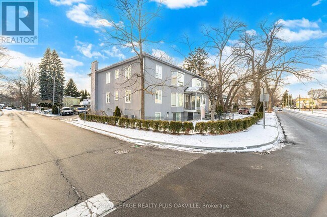 Building Photo - 312 Reynolds St