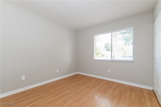 Foto del edificio - 2809 Greendale Rd