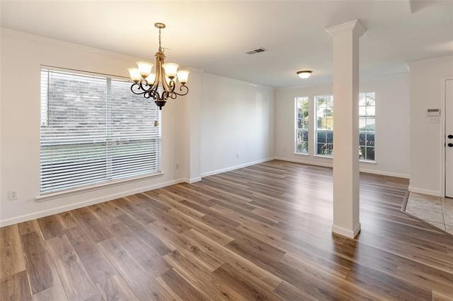 Foto del edificio - 813 Silverbrook Dr