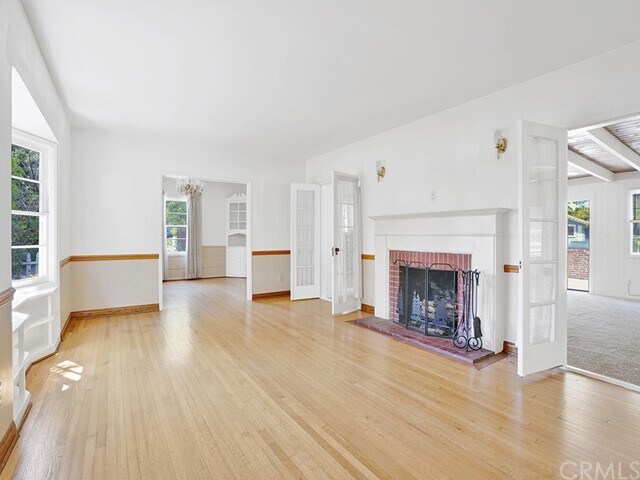 Building Photo - 12812 Newport Ave