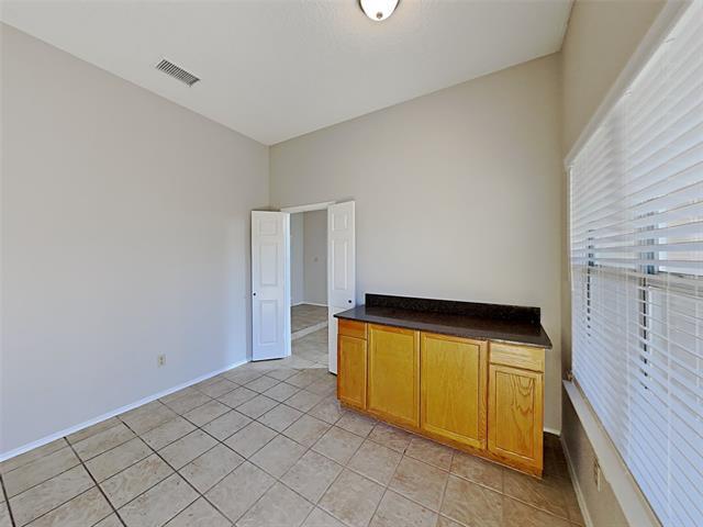 Foto del edificio - 815 McComb Ln