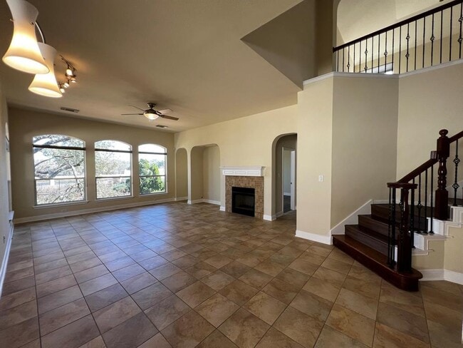 Foto del edificio - 15224 Interlachen Dr