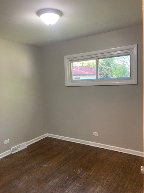 Foto del edificio - 17306 Mahoney Pkwy