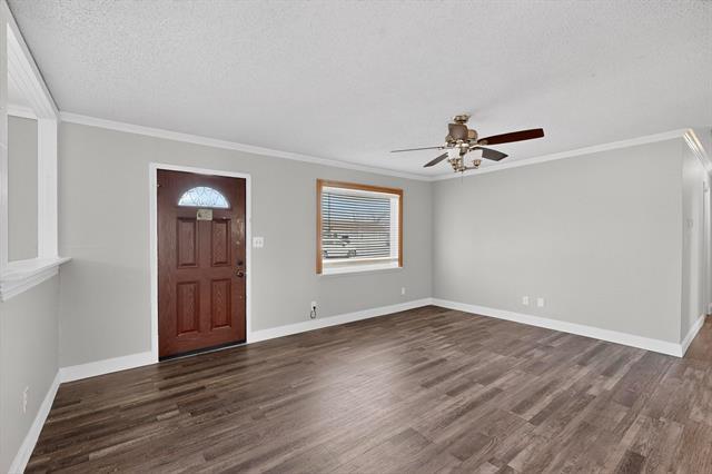 Building Photo - 104 Maxwell Rd