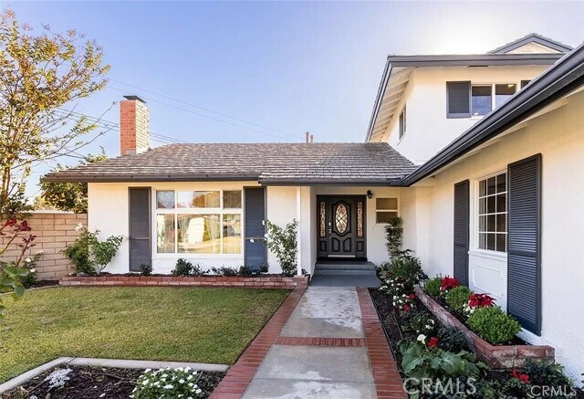 Building Photo - 1851 Stonehenge Dr