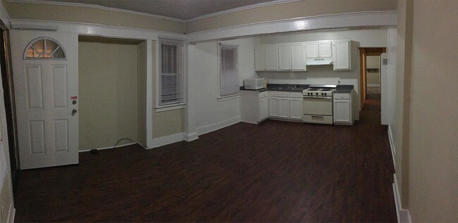 Building Photo - 1036 Gaviota Ave