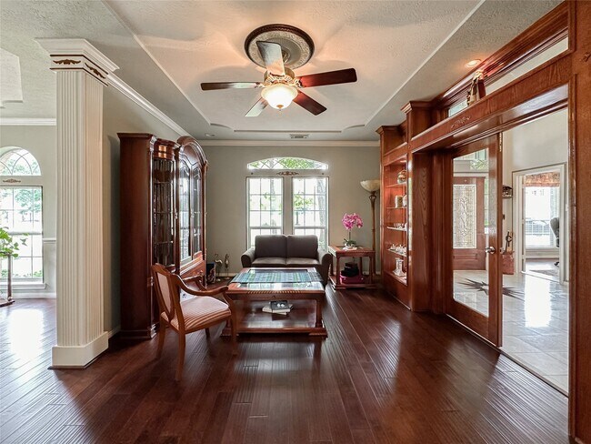 Foto del edificio - 9402 Brentwood Lakes Cir