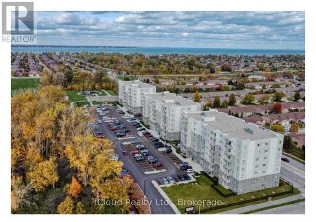 Building Photo - 1489 Banwell Rd