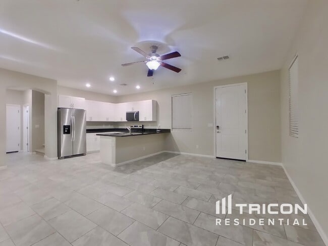Building Photo - 12563 W Mazatzal Dr