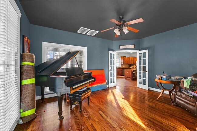 Foto del edificio - 2265 N Covington Park Blvd