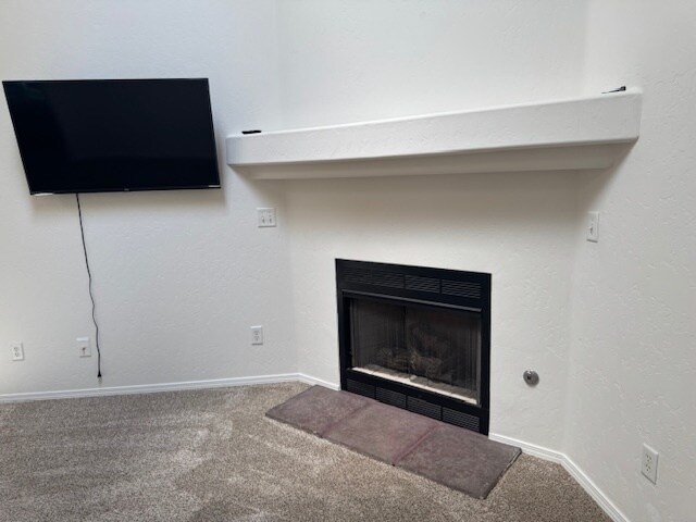 Building Photo - 1371 Loren Dr