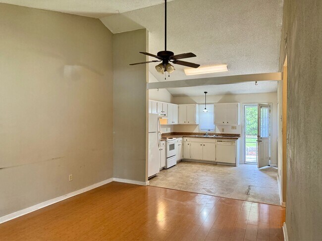 Foto del edificio - 1508 Princeton Ln