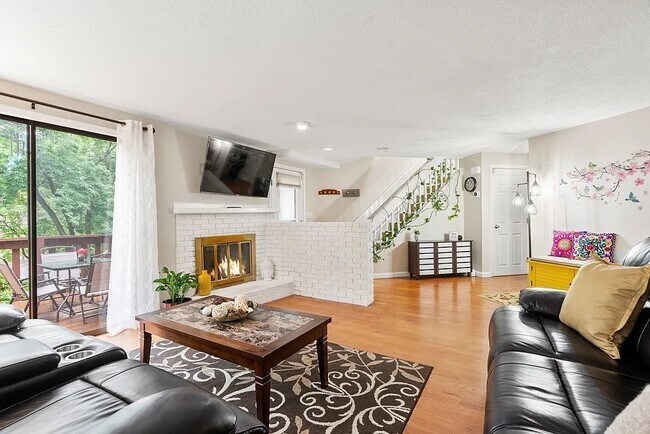 Foto del edificio - 167 Trailside Way