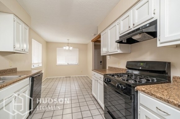 Building Photo - 1225 Senda Ln
